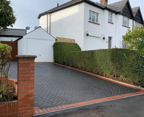 clean tarmac driveway in Oldham